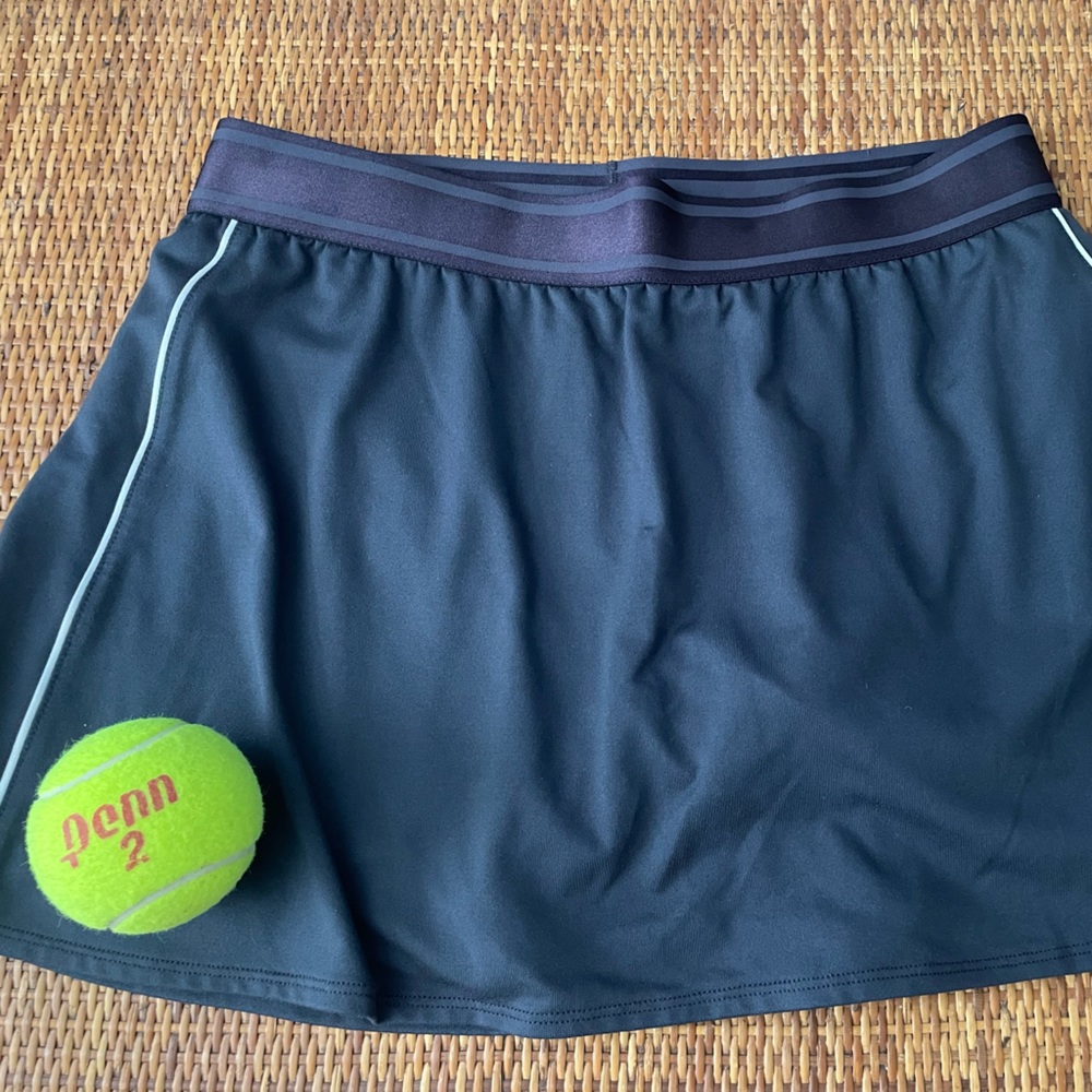 Nike Court tennis skirt.